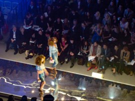 24850_555718484052_662462_n-2