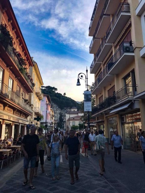 36176229_10100919738633712_5727331703735713792_n